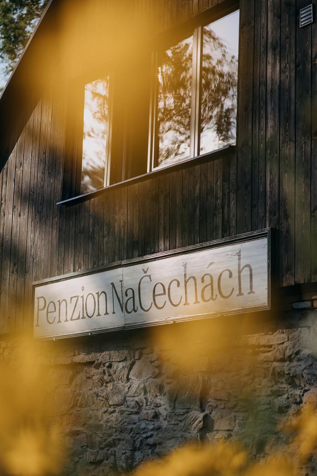 Restaurant A Penzion Na Cechach Otel Korouhev Dış mekan fotoğraf